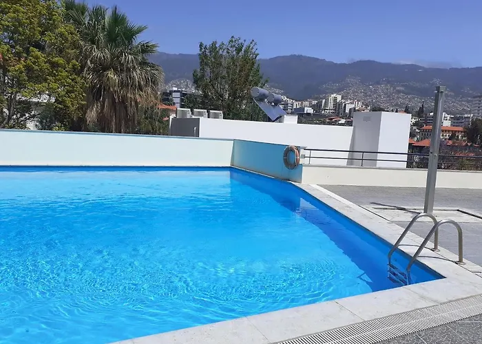 Modern Apartment With Sea View In Sao Martinho 60 Sqm Pool