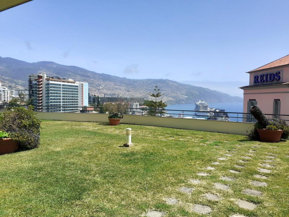 Apartamento Modern With Sea View In Sao Martinho 60 Sqm Pool